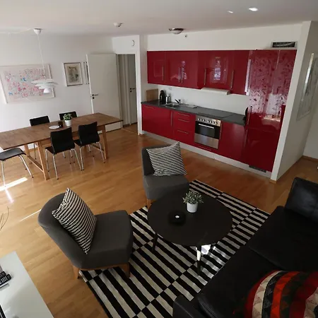 Fjordbris Østhusvik