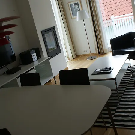 Fjordbris Østhusvik