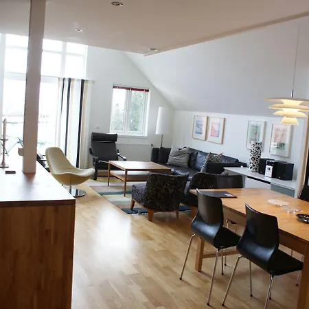 Hotel Fjordbris Østhusvik