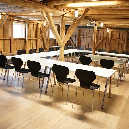 Fjordbris Østhusvik