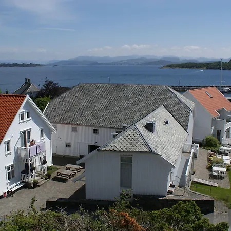 Hotel Fjordbris 3*