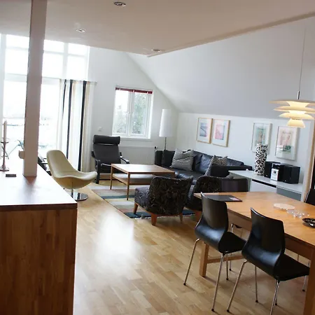 Hotell Fjordbris Østhusvik